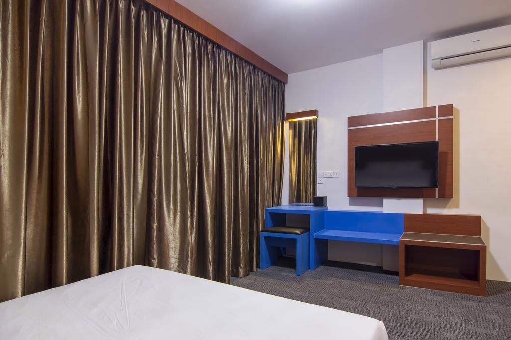 D' Merlion Hotel Sekupang Room photo